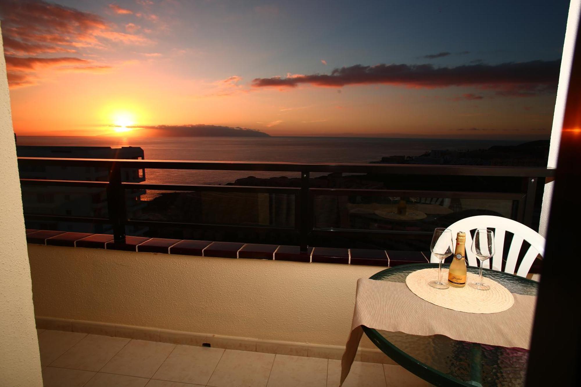 Sunset Paradise Адехе Екстериор снимка